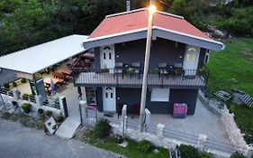 Apartments Nino Skadar lake